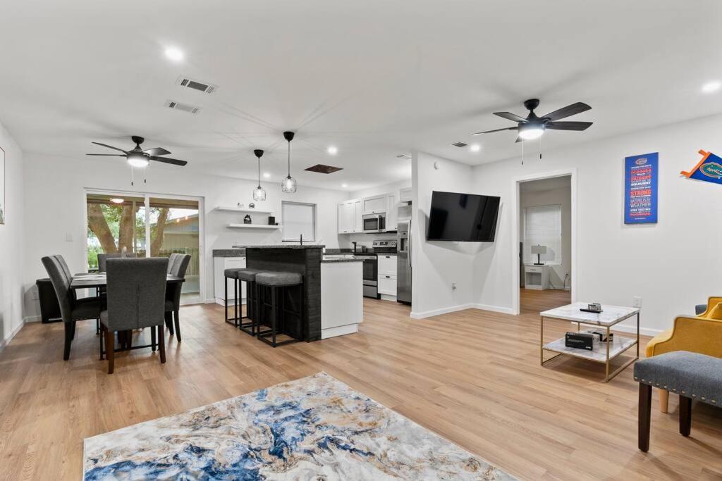 Gainesville-Newly Remodeled Home ภายนอก รูปภาพ